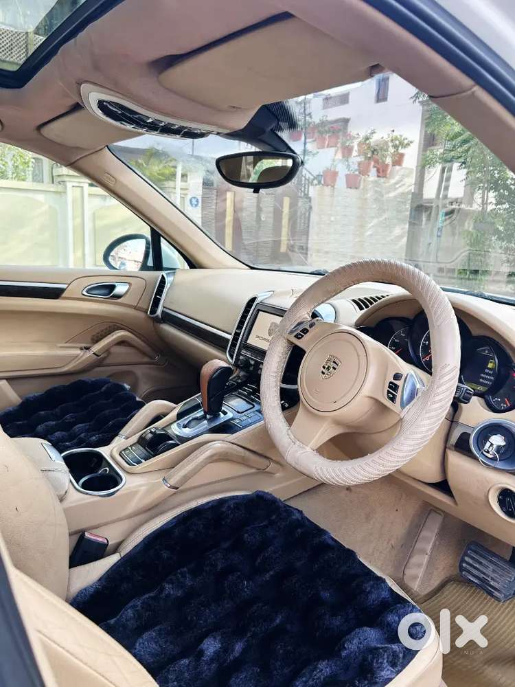 Porsche Cayenne 2013 Diesel 85000 Km Driven