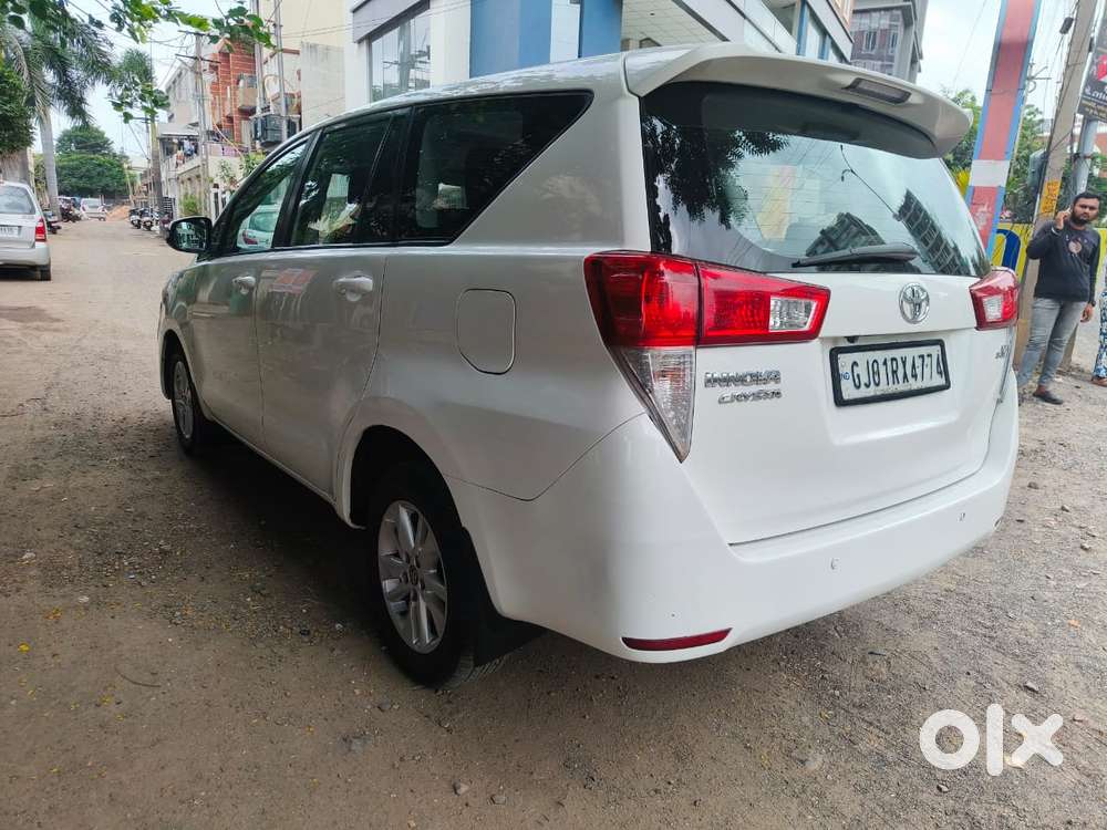 Toyota Innova Crysta 2.4 G Mt 8s, 2017, Diesel