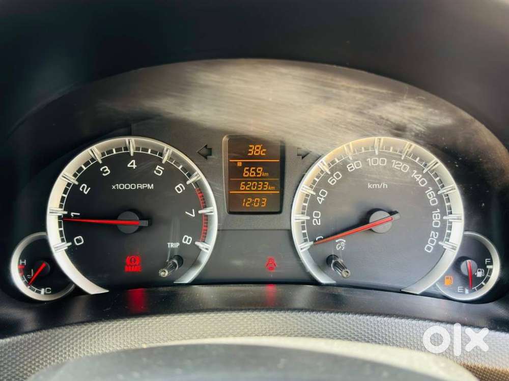 Maruti Suzuki Swift Zxi, 2015, Petrol