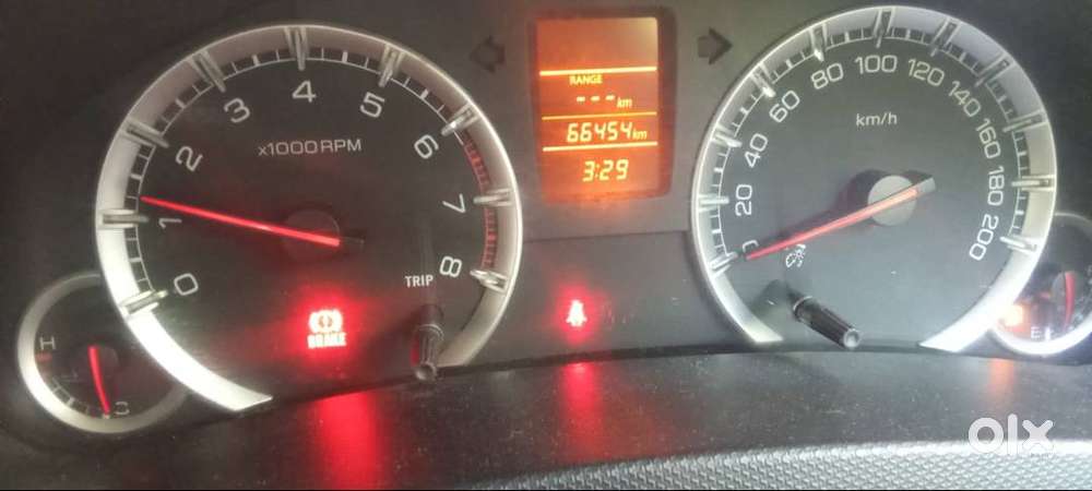 Maruti Suzuki Swift Dzire (2012)(petrol)