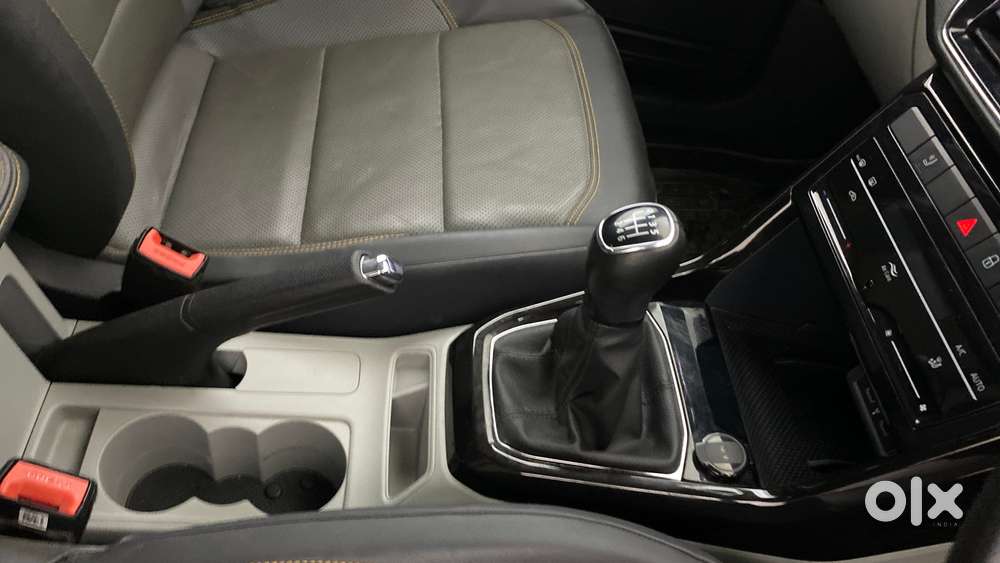 Skoda Kushaq 1.0 Tsi Style, 2021, Petrol