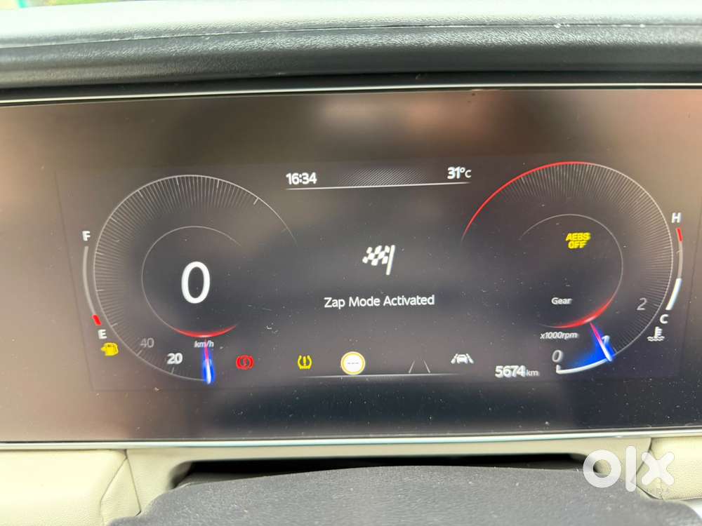 Mahindra Xuv700 2.2 Ax 5 Diesel Mt 7 Str, 2024, Diesel