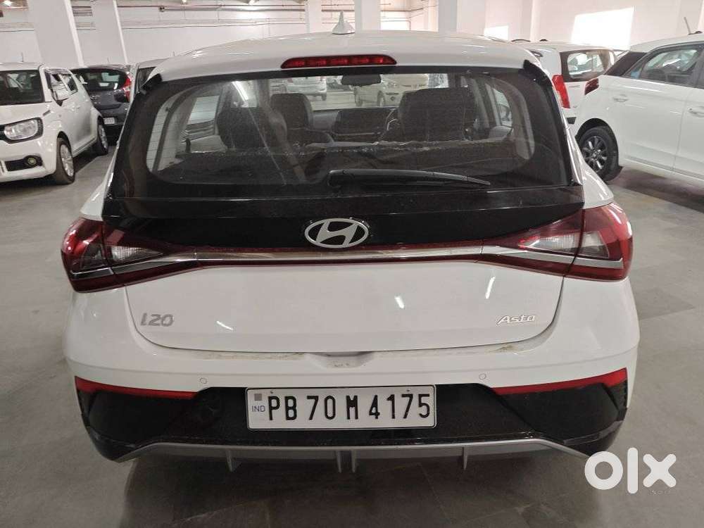 Hyundai New I20 1.2 Asta (o) Mt, 2024, Petrol