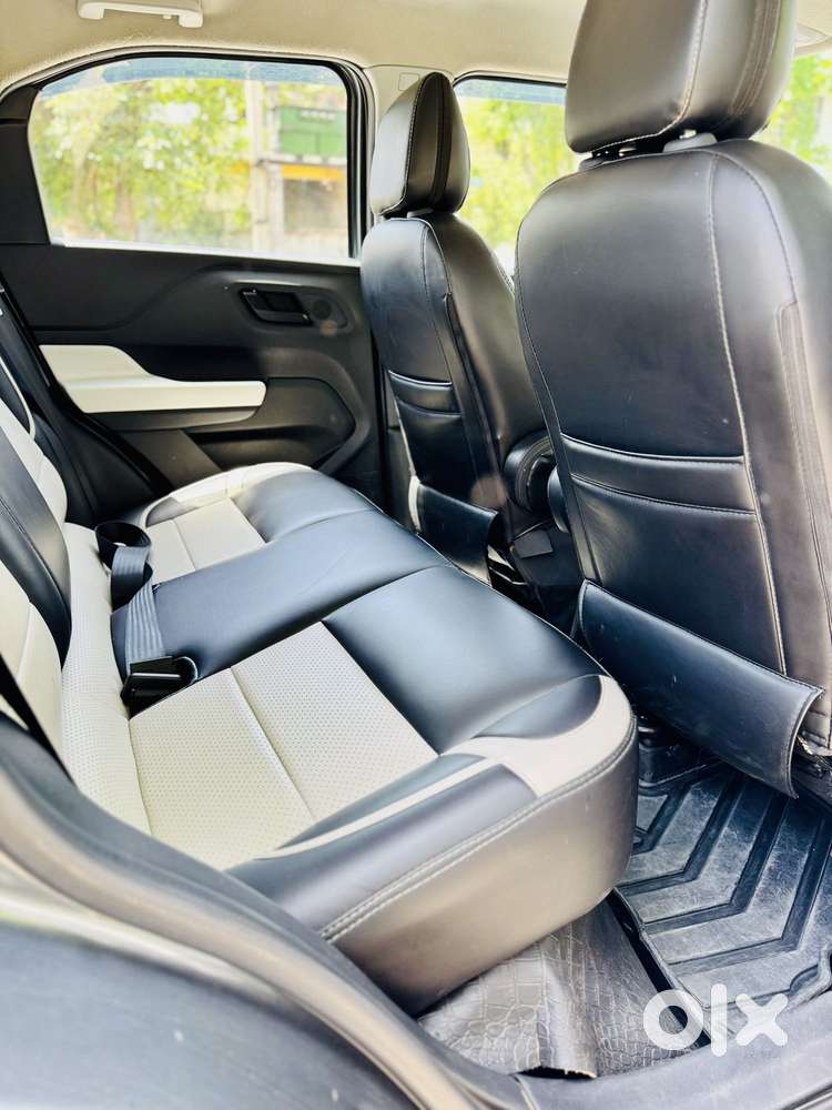 Tata Punch Accomplished, 2024, Petrol