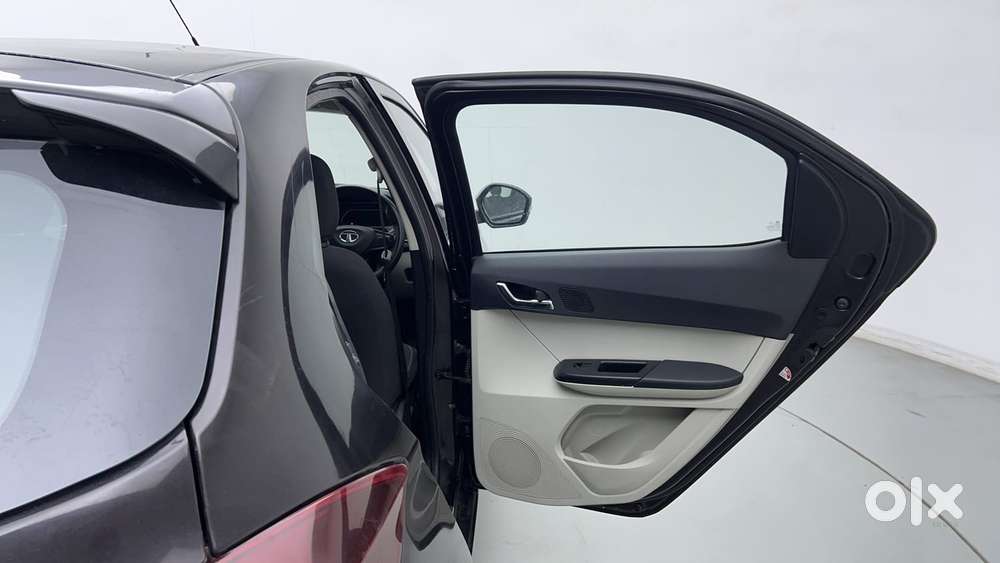 Tata Tiago 1.2 Revotron Xz Plus, 2022, Petrol