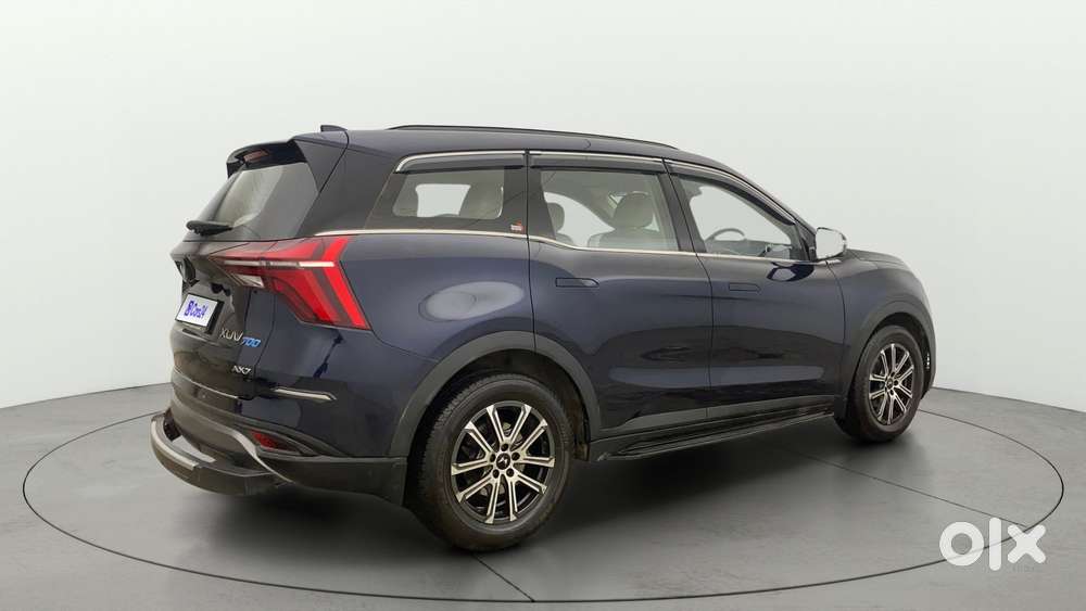 Mahindra Xuv700 2.0 Ax 7 Petrol At Str, 2024, Petrol