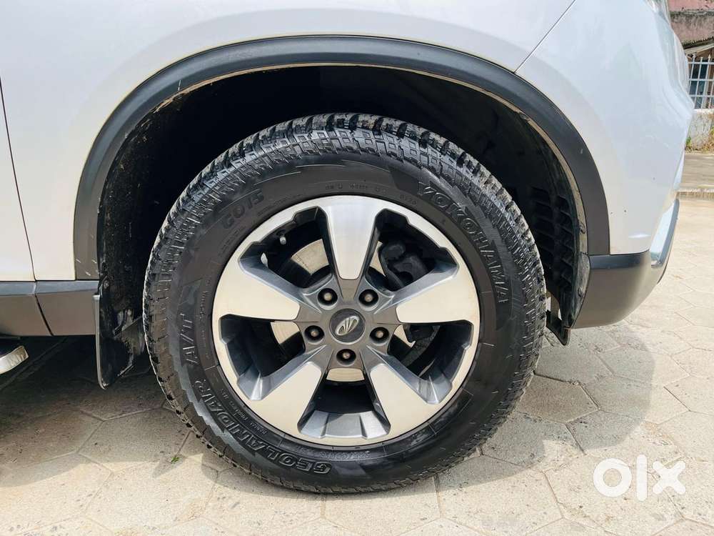 Mahindra Alturas G4 4wd At, 2022, Diesel