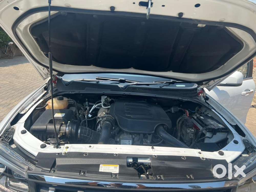 Mahindra Scorpio N Z8 Automatic