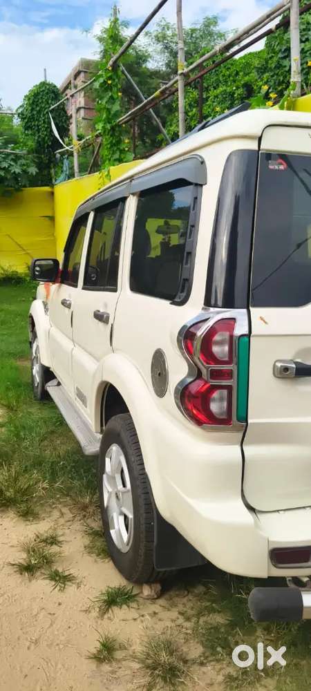 Mahindra Scorpio 2020 Diesel Manual