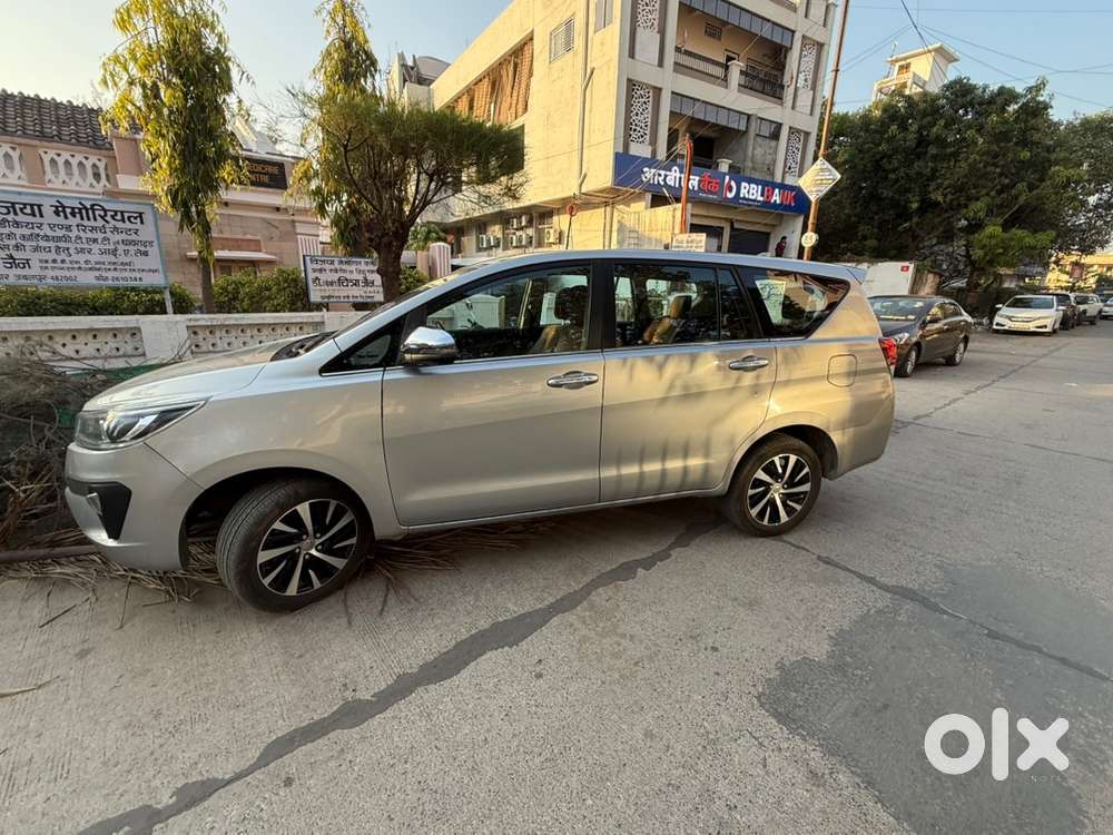 Toyota Innova Crysta 2022 Diesel Well Maintained