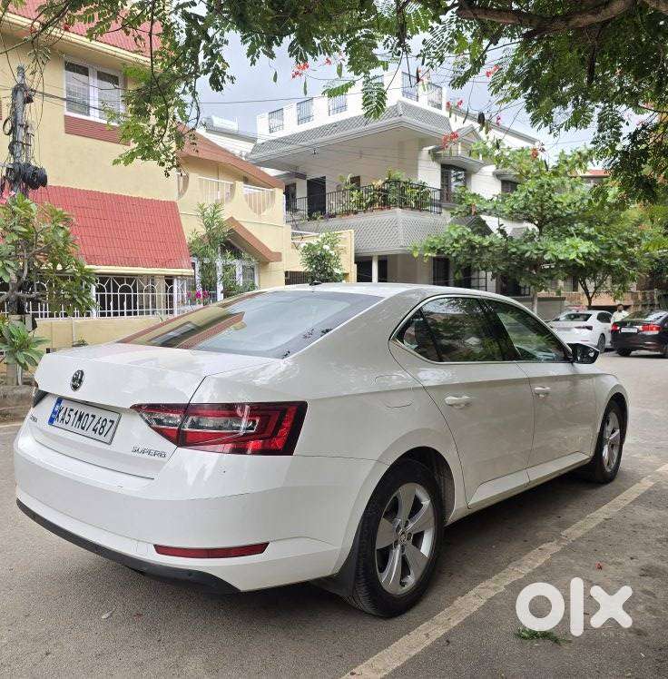 Skoda Superb Style 1.8, 2018, Petrol