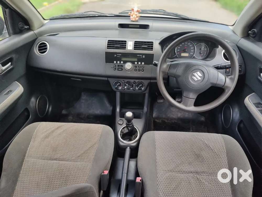 Maruti Suzuki Dzire 2011 Diesel 72000 Km Driven
