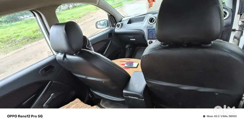 Ford Figo Petrol 2012