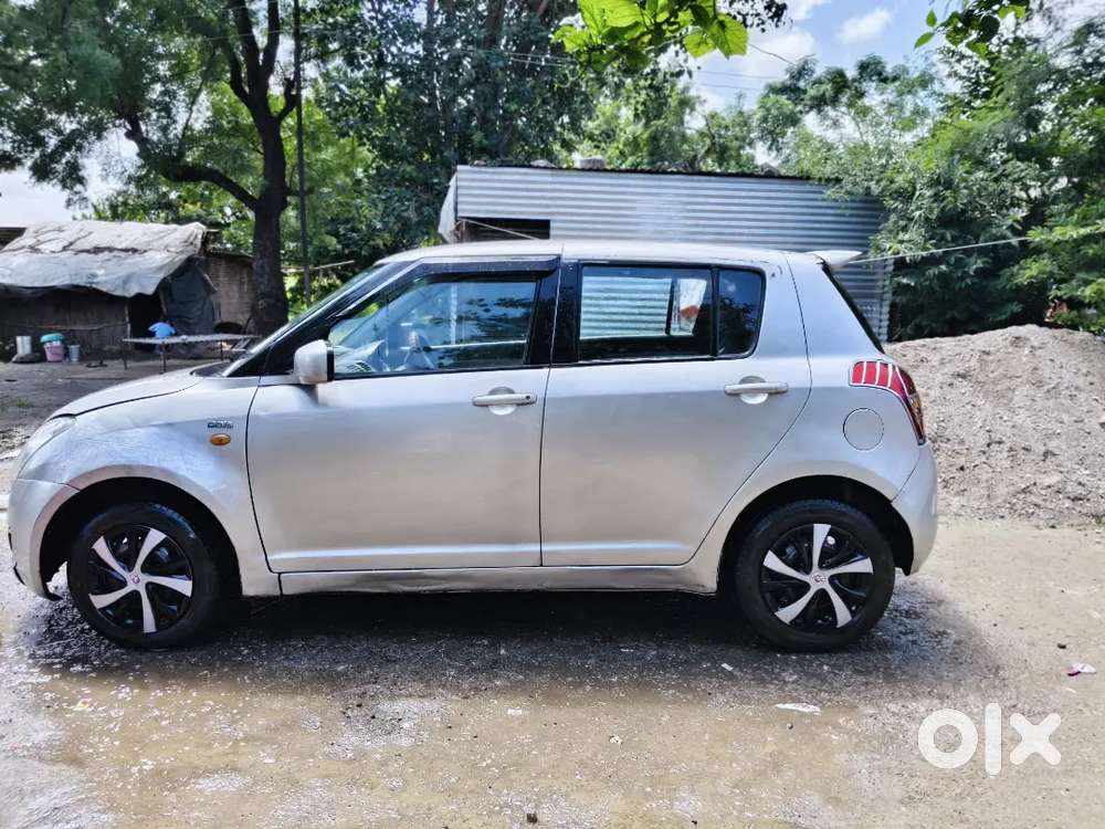 Maruti Suzuki Swift 2010