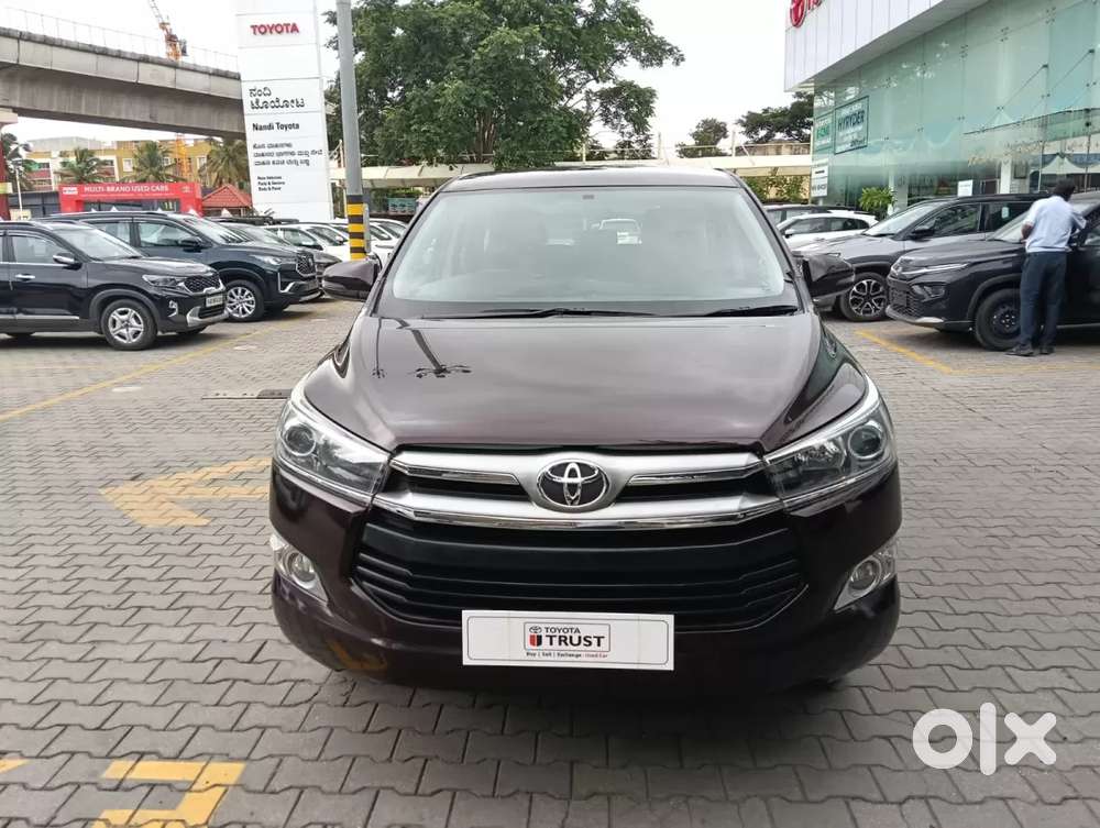 Toyota Innova Crysta 2.4 V 7 Str, 2017, Diesel