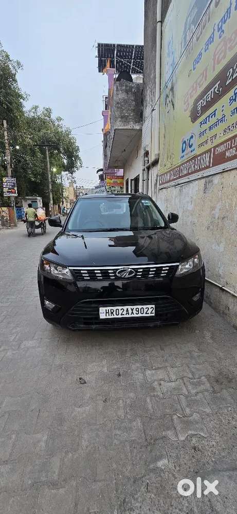 Xuv 300 Petrol Mt With All Company Record
