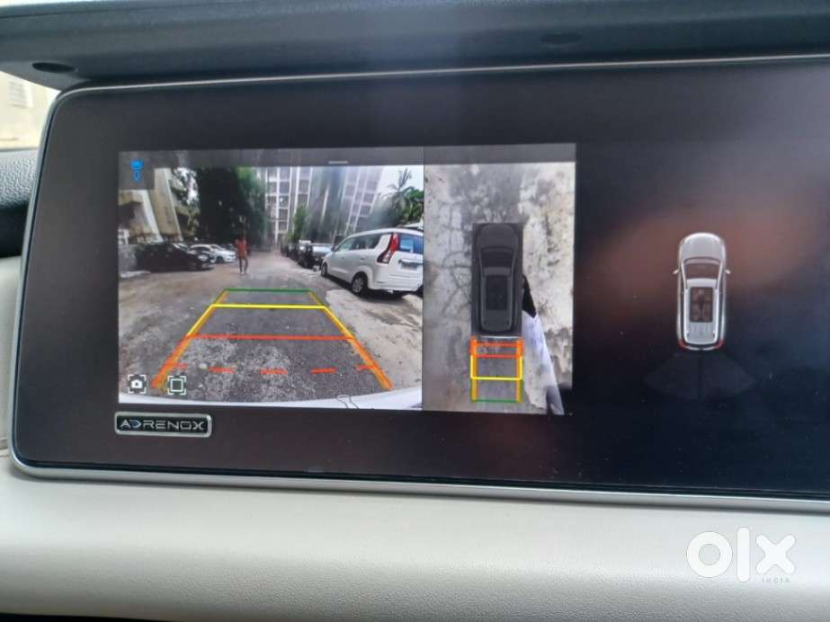 Mahindra Xuv700 2.0 Ax 7 Petrol At Luxury Pack Str, 2024, Petrol