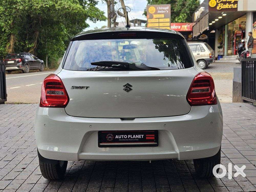 Maruti Suzuki Swift Zxi Plus Amt Dual Tone, 2022, Petrol