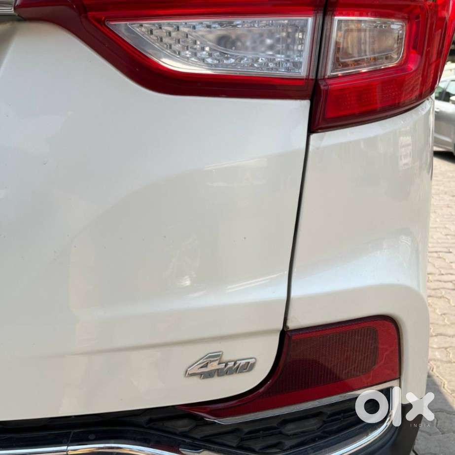 Mahindra Alturas G4 4x4 At, 2021, Diesel