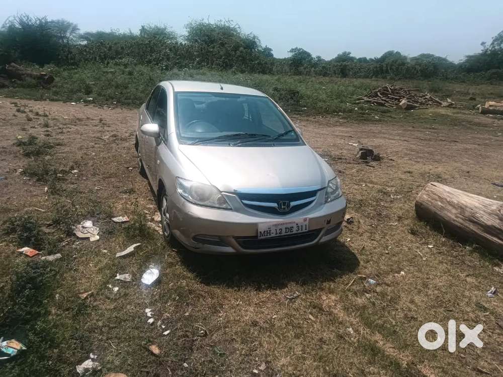Honda City Zx 2006 Cng & Hybrids 60000 Km Driven