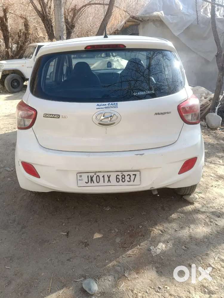 Hyundai Grand I10 Prime 2015 Petrol Well Maintained