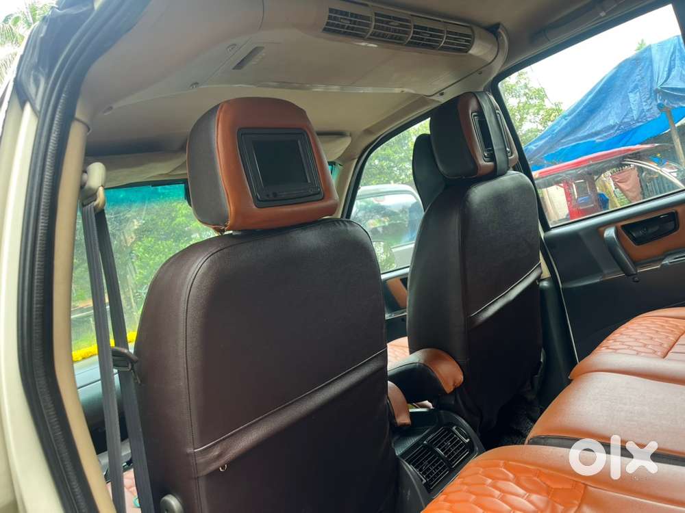 Tata Safari Dicor 2011