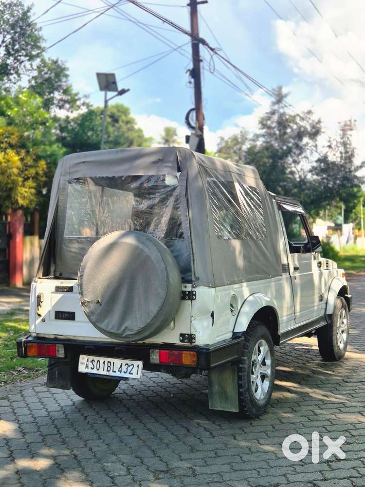 Mahindra Jeep, 2014, Petrol
