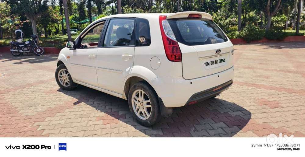 Ford Figo 2010-2012 Diesel Zxi, 2011, Diesel