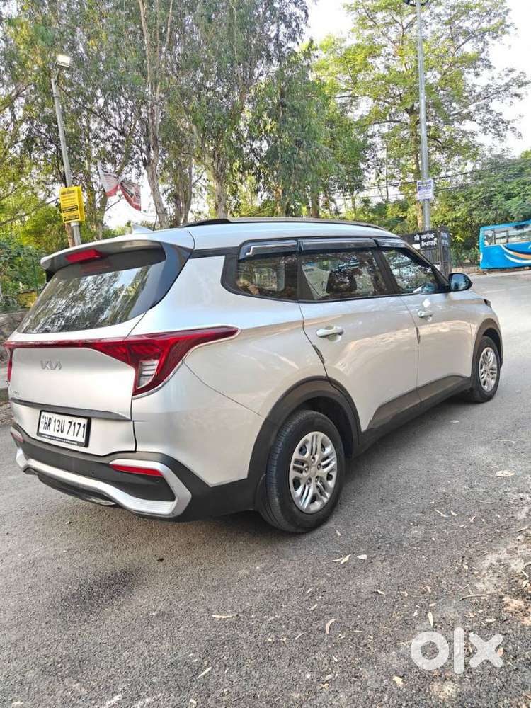 Kia Carnival Prestige, 2023, Cng & Hybrids