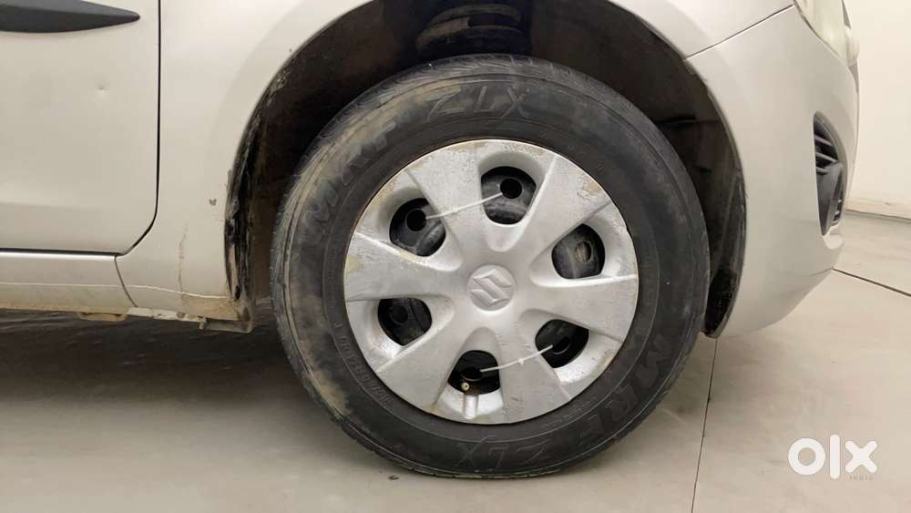 Maruti Suzuki Ritz Vxi, 2013, Petrol