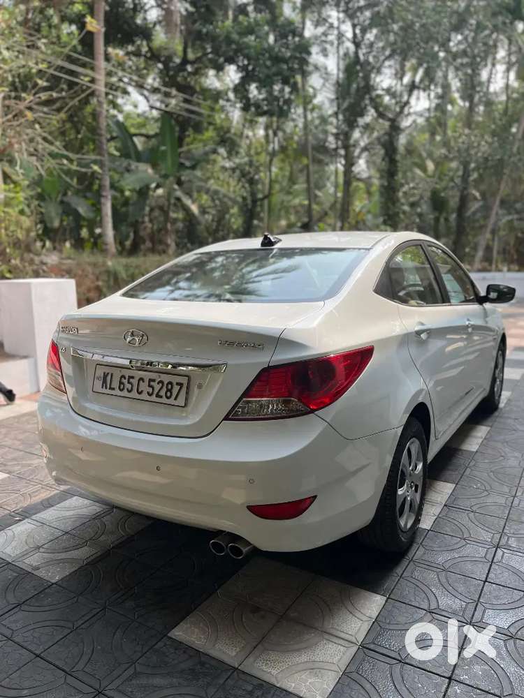 Hyundai Verna 1.6 Sx 2012