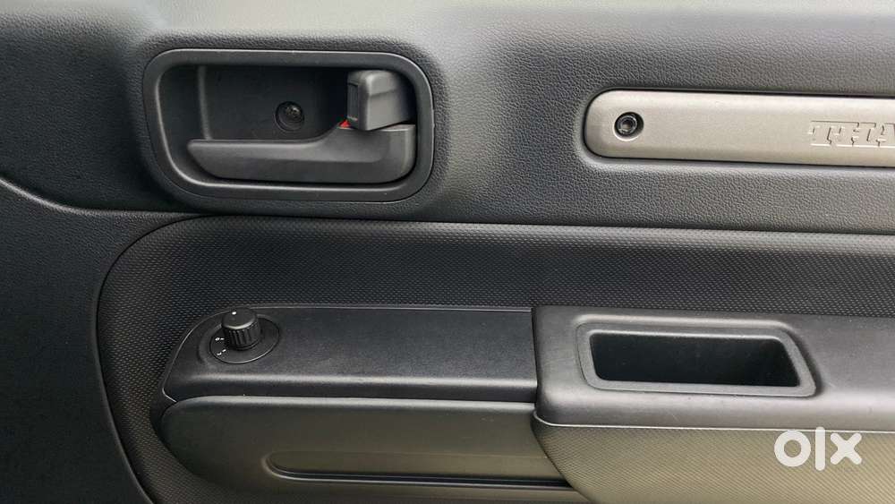 Mahindra Thar 1.5 Lx Hard Top Diesel At 4 Rwd, 2022, Diesel