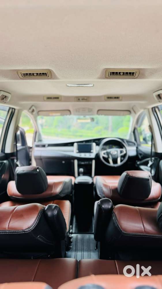 Toyota Innova Crysta [2020-ongoing] 2.4 Gx At 7 Str, 2021, Diesel