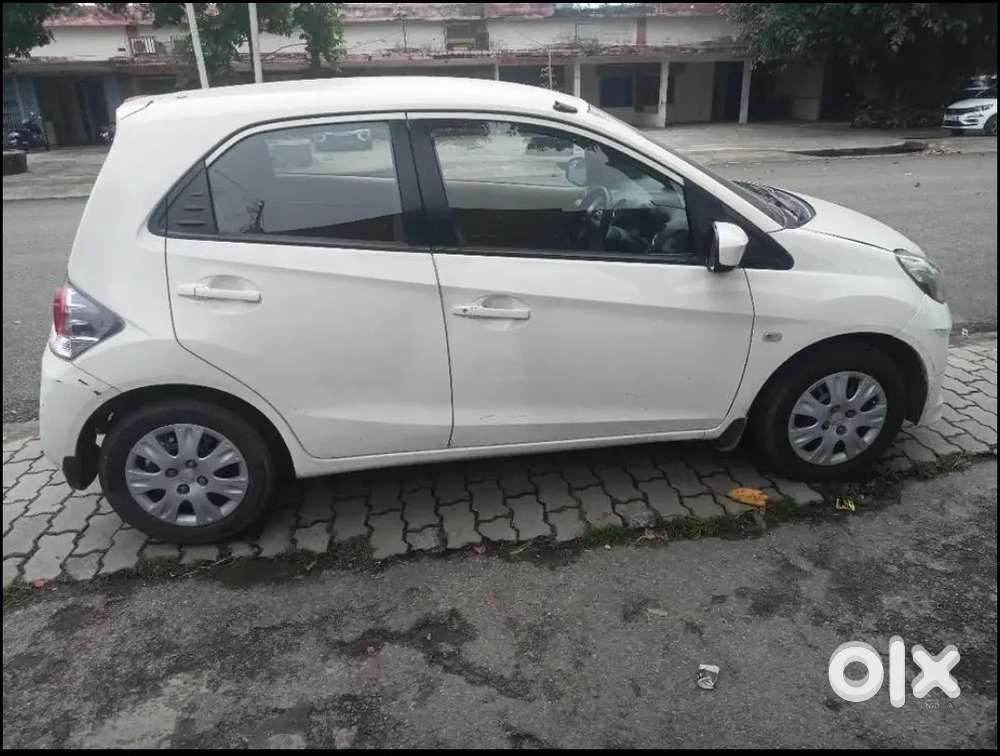 Honda Brio 2013 Petrol