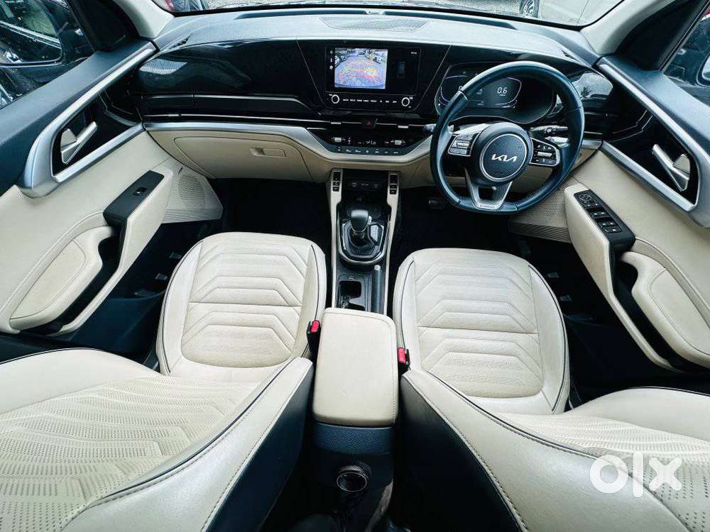 Kia Carens 1.4 Luxury Plus Dct 7 Str, 2022, Petrol