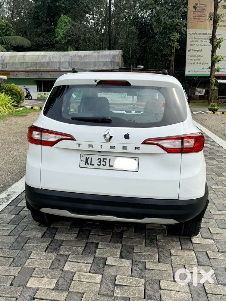 Renault Triber Rxz, 2022, Petrol