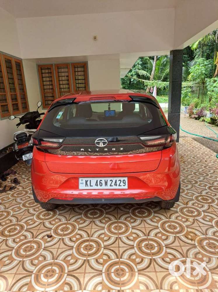 Tata Altroz 1.2 Xe, 2021, Petrol
