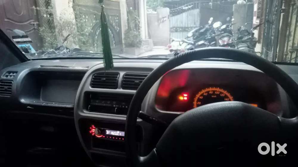Maruti Suzuki Eeco 7 2011