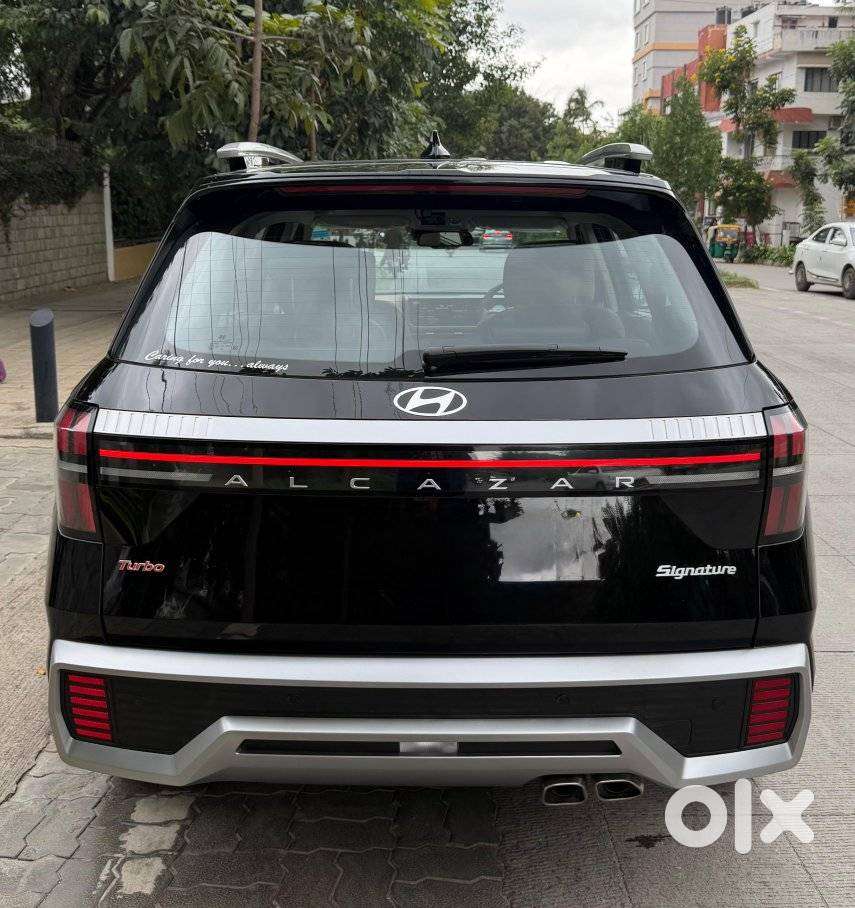 Hyundai Alcazar Signature 1.5 Petrol Dct 6str, 2025, Petrol