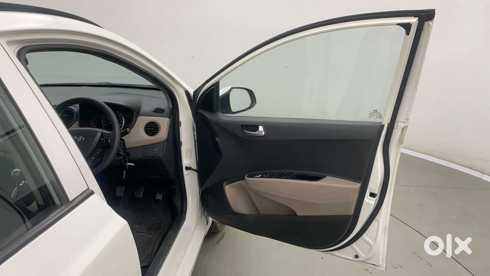 Hyundai Grand I10 1.2 Kappa Sportz, 2016, Petrol