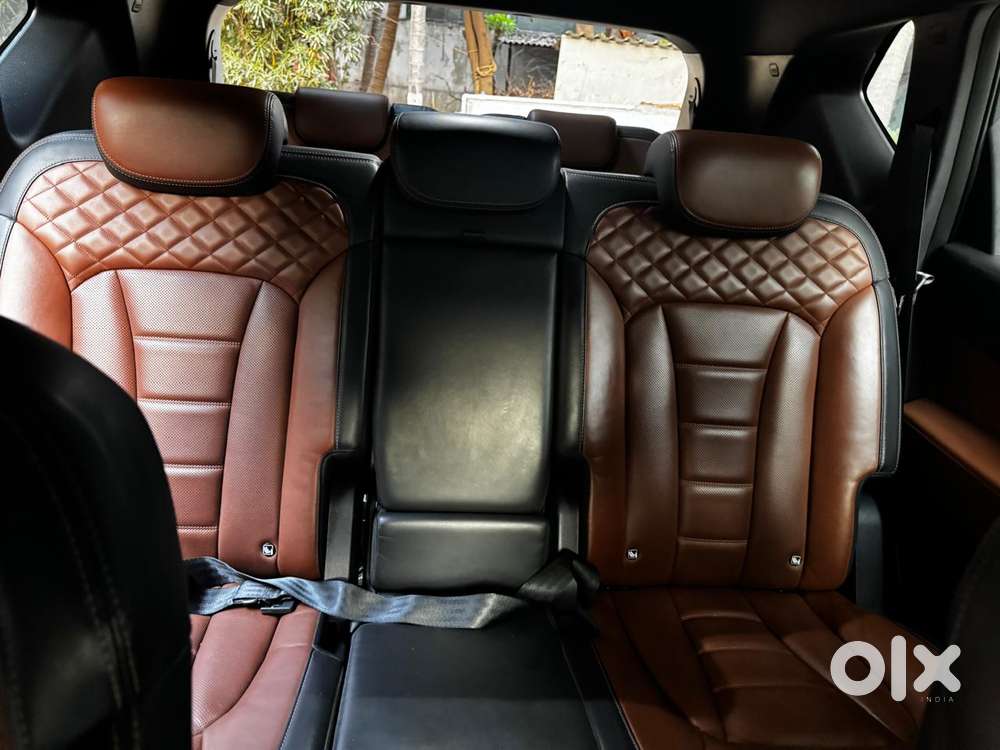 Mahindra Alturas G4 4wd At, 2019, Diesel