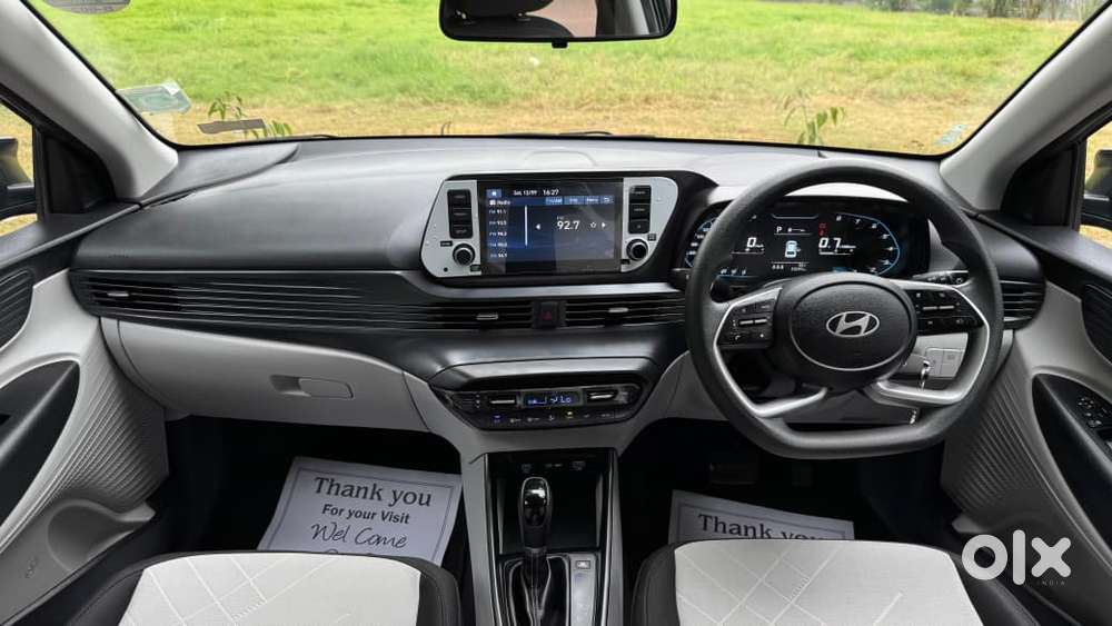 Hyundai I20 Sportz 1.2 Ivt, 2023, Petrol