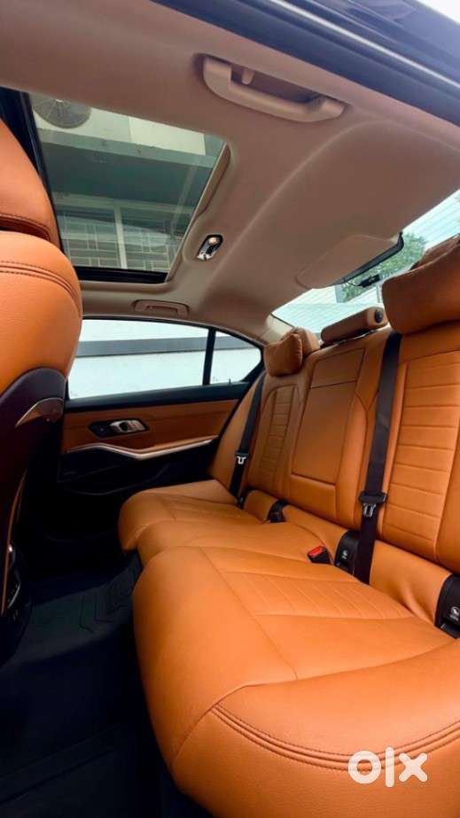 Bmw 3 Series 330i, 2023, Petrol