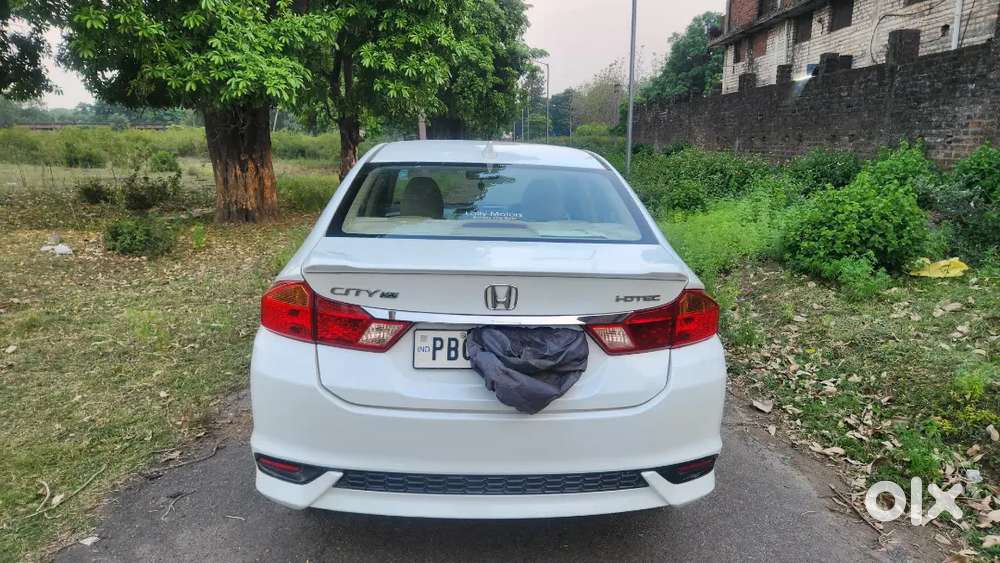Honda City 2017 Diesel Well Maintained