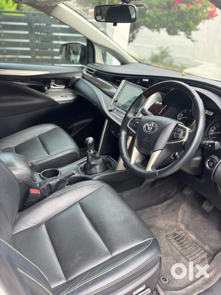 Toyota Innova Crysta [2020-ongoing] 2.4 Zx 7 Str, 2024, Diesel