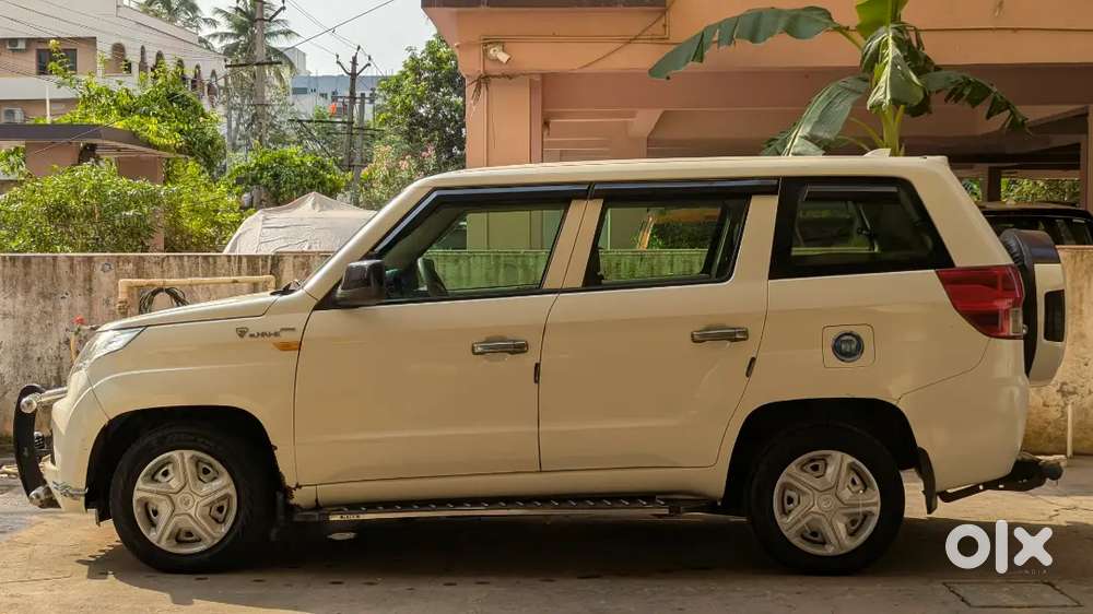 Mahindra Tuv 300 Plus 2018 Diesel Well Maintained