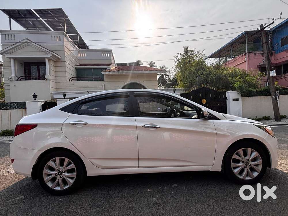 Hyundai Verna Fluidic 1.6 Vtvt Sx Automatic, 2015, Petrol
