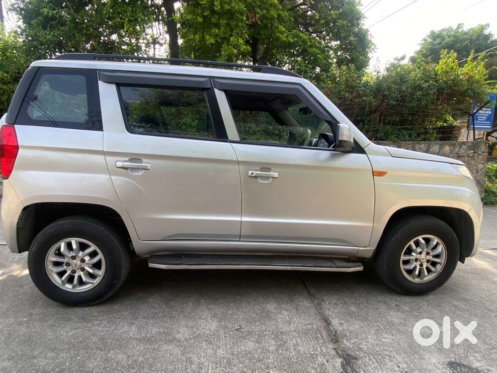 Mahindra Tuv 300 2017
