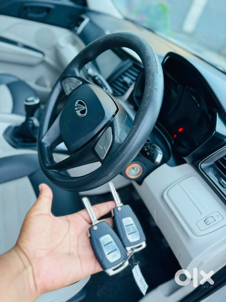 Mahindra Xuv300 W6, 2019, Petrol