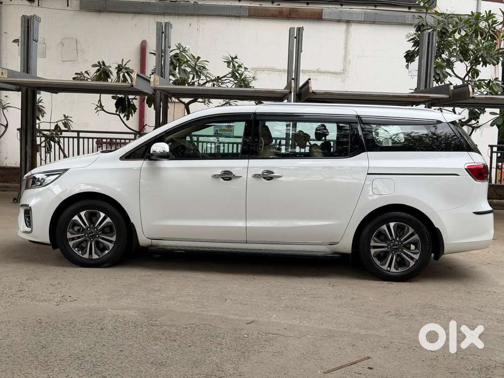 Kia Carnival Limousine Plus 7 Str, 2022, Diesel